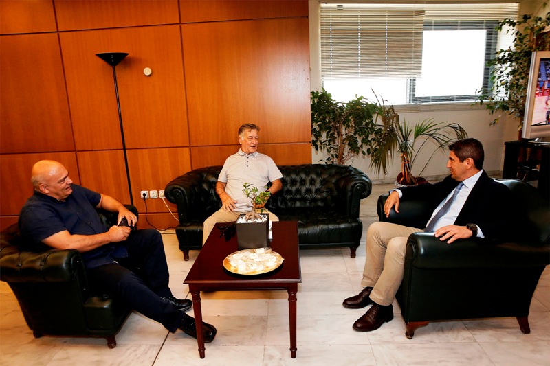Συνάντηση Λ. Αυγενάκη με τους επικεφαλής των ΠΑΕ Παναιτωλικός και Αστέρας Τρίπολης